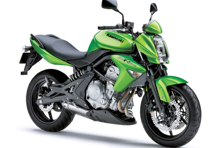 The first iteration of the ER6 was a surprisingly good-looking bike